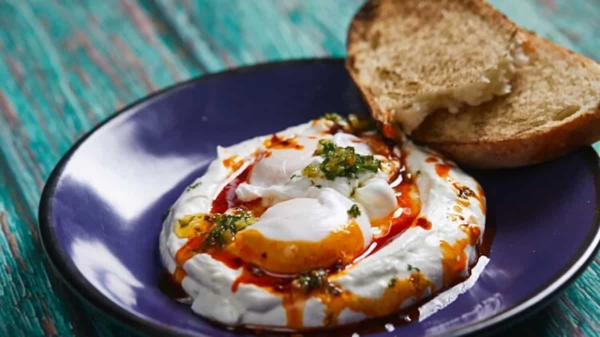 Recipe: Bring Turkey home this Monday with a Turkish breakfast of Cilbir