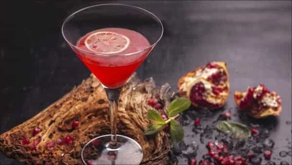 Recipe: Give Monday mood a refreshing kick with Rose Pomegranate Mélange
