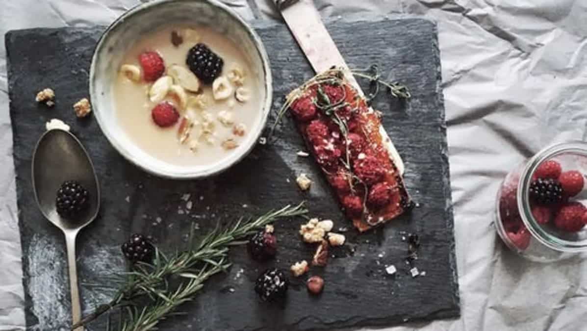 Recipe: Treat yourself to a healthy snack bite of vegan muesli snack stick
