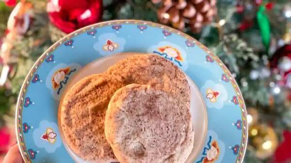 Bake the warmest Christmas cookies with this recipe