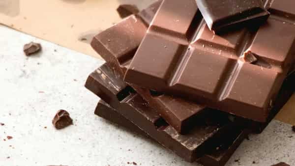 Can cocoa fruit waste replace sugar in chocolate?