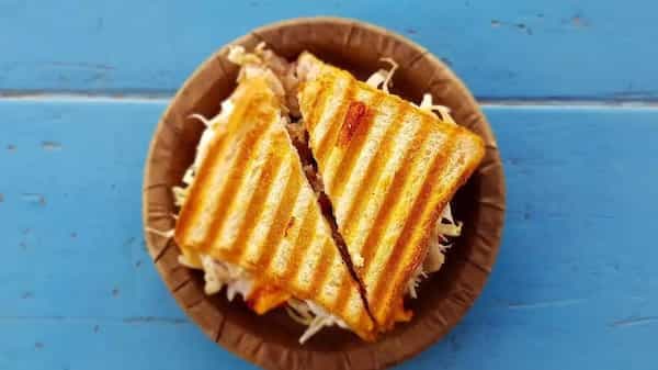 This weekend, try a recipe for molten grilled cheese sandwich&nbsp;