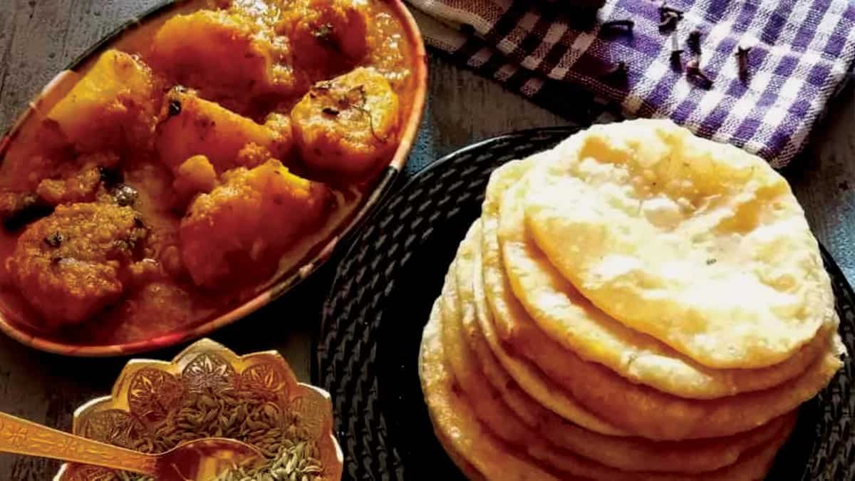 The Sweet And Spicy Radhaballavi, Bengal’s Favourite Kachori