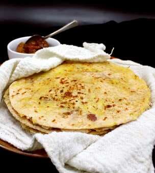 Use These 3 Simple Tricks To Make Stuffed Parathas At Home