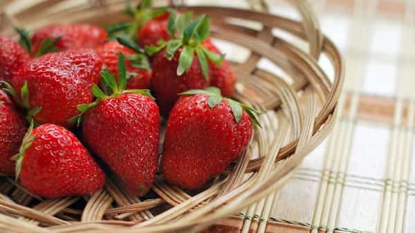 Viral: Bizarre Masala Strawberry Has The Netizens Baffled