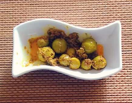 Gum Berry Pickle Recipe: Know How 'Lisode Ka Achar' Prevents Skin Diseas
