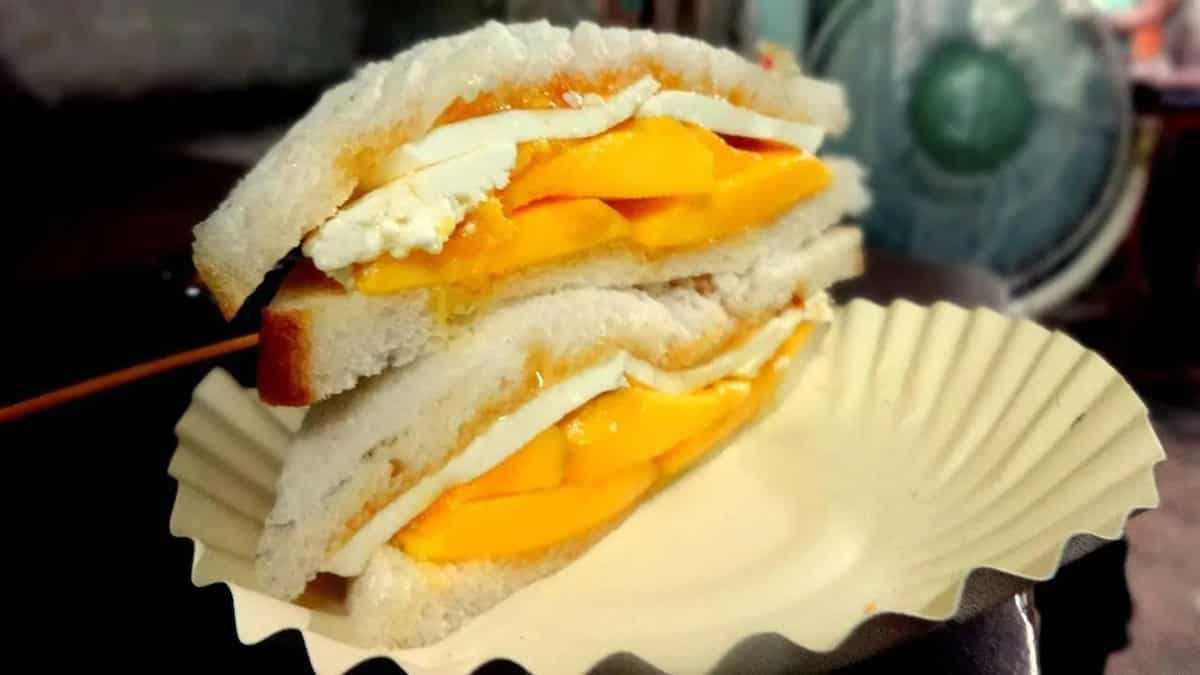 Like Mangoes? Try This Frozen Mango Sandwich Recipe Now 