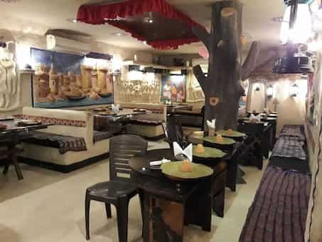 Treat Your Taste Buds At Top 6 Restaurants In Lucknow