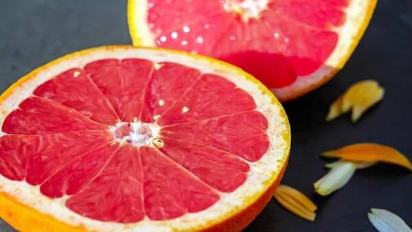 Grapefruit Benefits: Four Reasons To Start Eating This Orange-Like Fruit