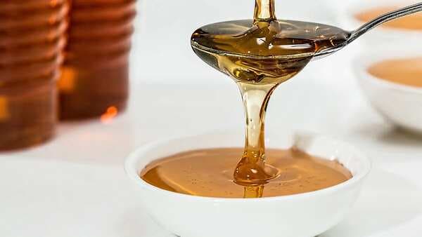 Honey Food Pairs To Make Your Meals Sweeter 