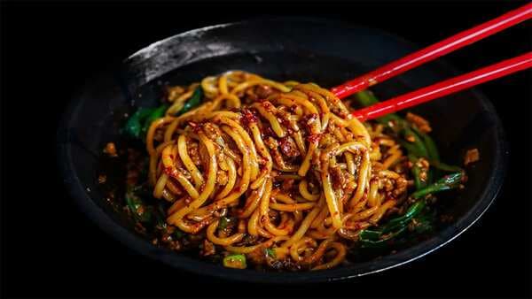 Were The Original Dan Dan Noodles Simply A Chinese Snack?   