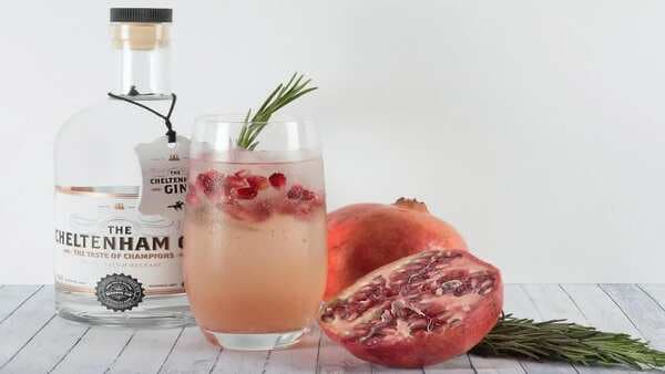 Raise The Toast With A Glass Of Pomegranate Apple Cider