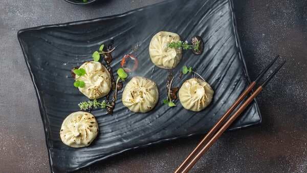 Kitchen Tips: Got Leftover Momos? Here’s How You Can Reheat Them to Perfection 