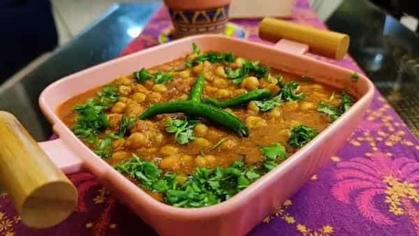   Chole without Onion Garlic and Tomato: Hearty Dinner Dish