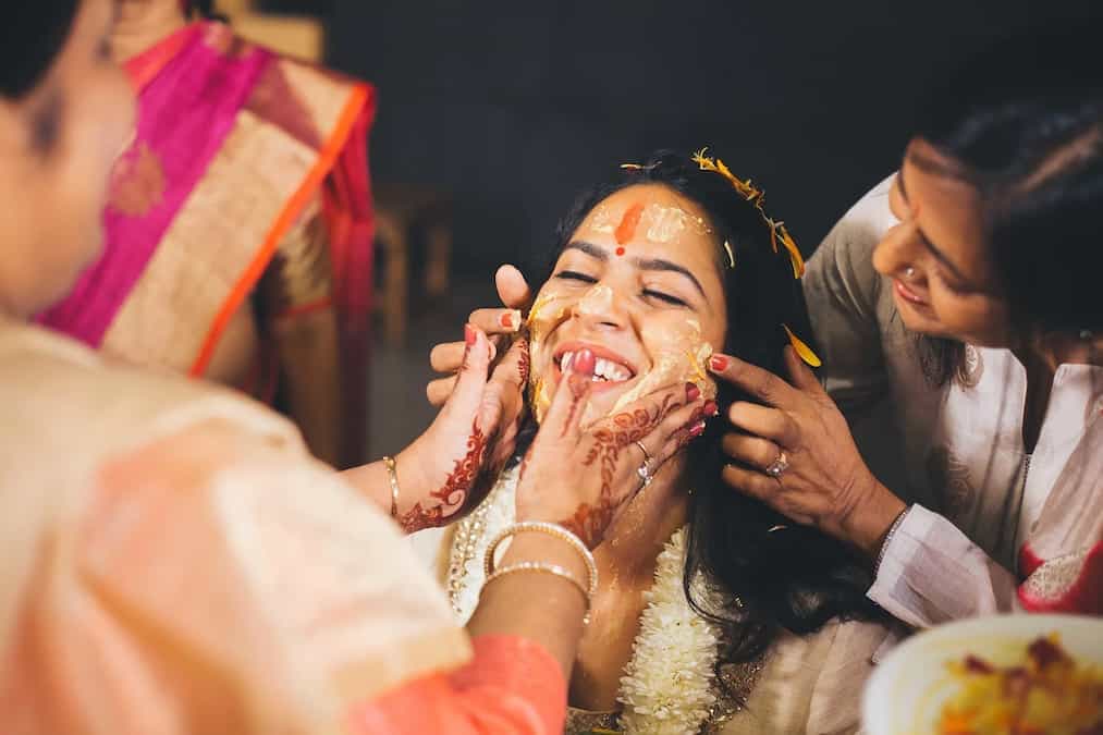 Getting Married? Try These 3 Homemade Ubtans For Glowing Skin  