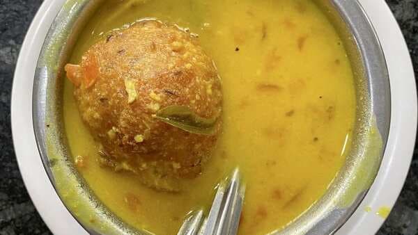 Are You In Bengaluru? Try Bonda Soup For Breakfast Today