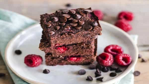 Quick Breakfast Recipe: Have You Tried The Delicious Baked Brownie Oats ?