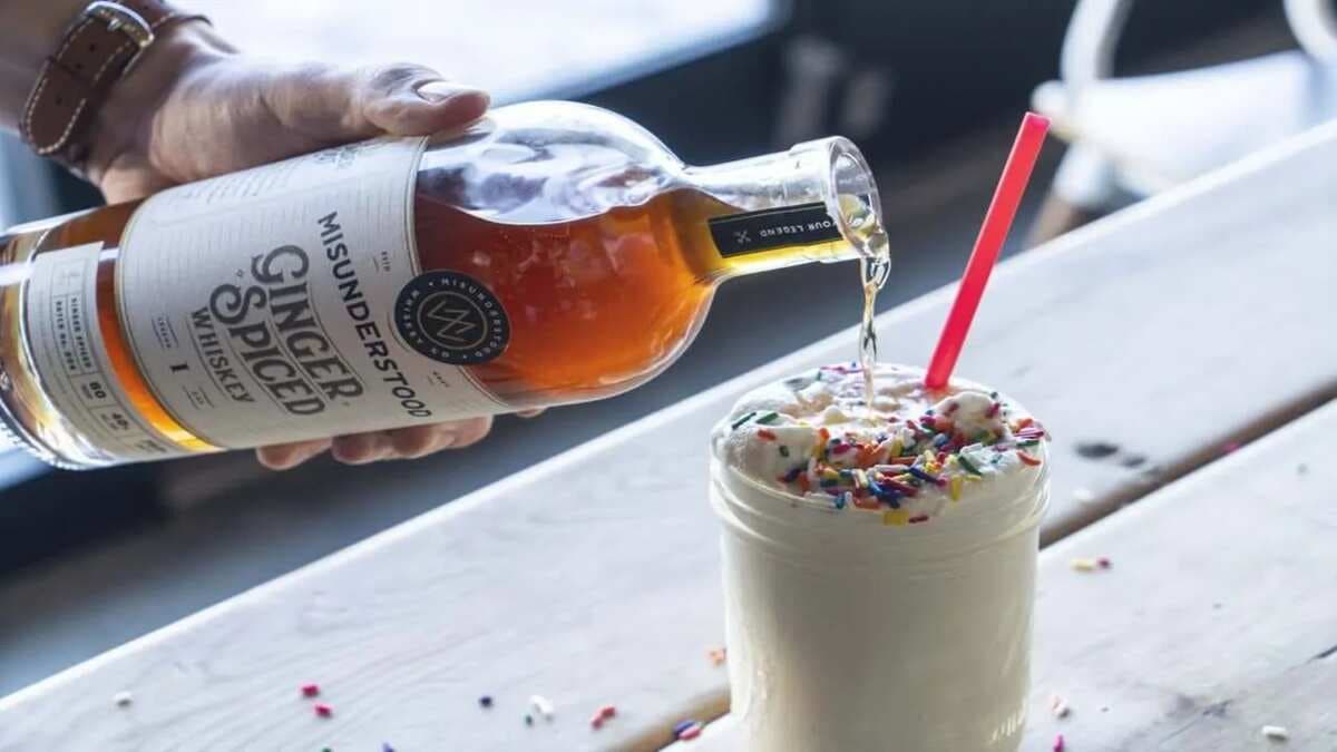 4 Coolest Ice Cream Cocktails You Need To Try