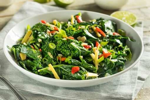 Use Leafy Greens To Give A Healthy Twist To Your Classic Meals