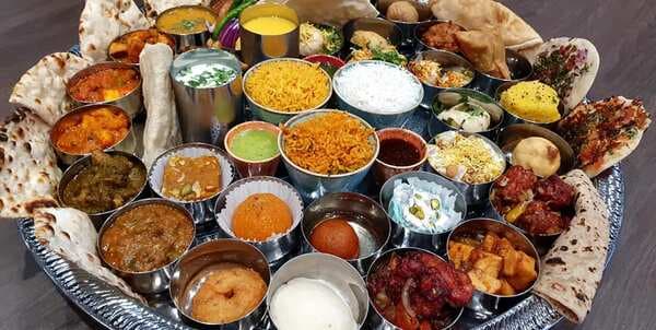 Can You Finish This Massive 7kg Indian Thali In An Hour? This Man From UK Just Did!