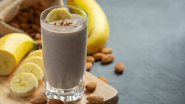 Try This Spiced Banana Milkshake Recipe To Boost Immunity