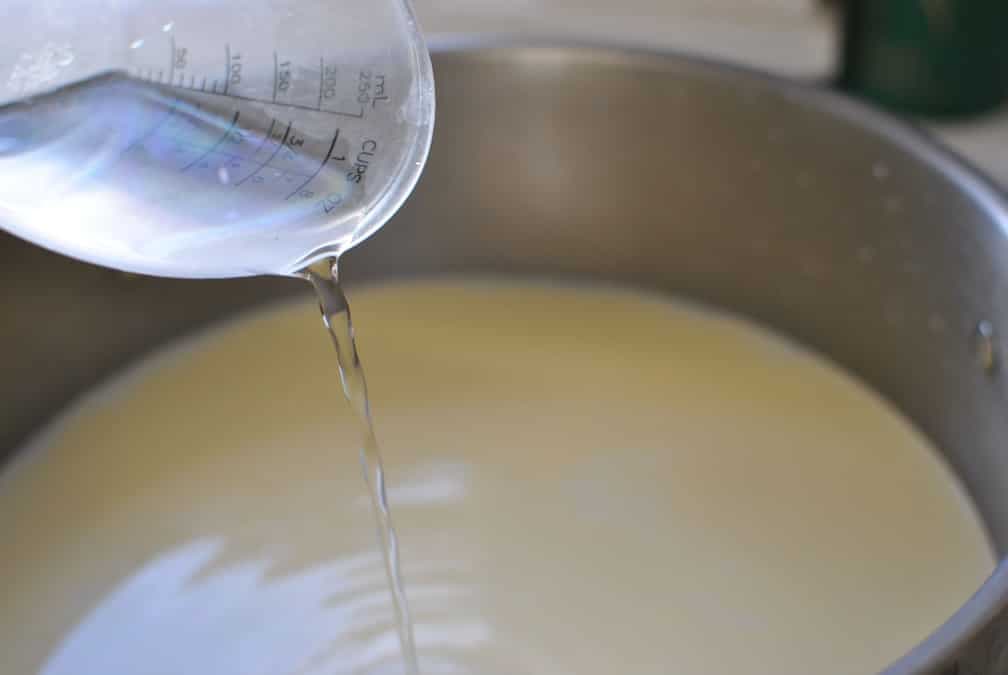 Adulterated Milk? Check Its Purity With 4 Methods