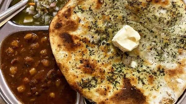 Here Are Some Tips To Make Restaurant Style Amritsari Kulcha