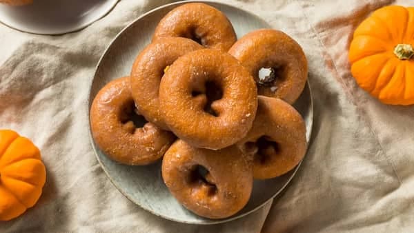 Enjoy Your Evening Coffee With Delicious Pumpkin Spice Doughnuts