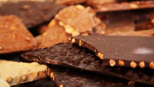 Caught The Dessert Bug? Try This Sweet and Salty Chocolate Bark