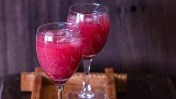 Phalsa Sharbat: The Underrated Summer Drink You Must Try 
