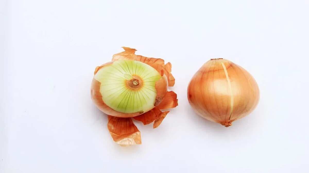Do Not Throw Onion Peels, Here's Why