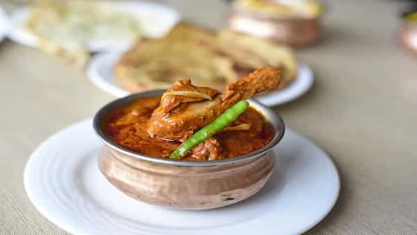 Try These 4 Lip-Smacking North-Indian Chicken Curries For Dinner Tonight 