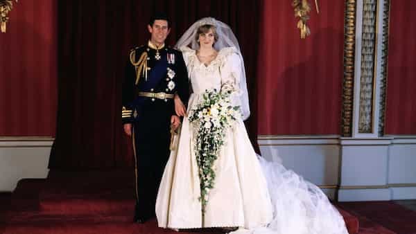Prince Charles And Princess Diana’s Wedding Cake Slice Sells For USD 2k (Pic Inside)