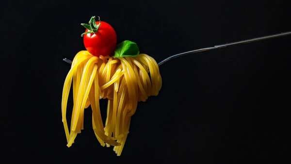 Quick Recipe: Here’s How To Make The Tangy Sun-Dried Tomato Pasta