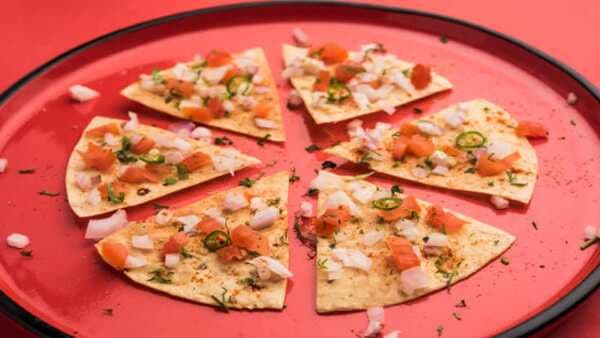 Papad: Let’s Get Into The Variants Of This Crunchy Savoury