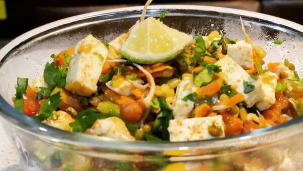 Paneer And Sprout Salad; Boon For Weight Loss