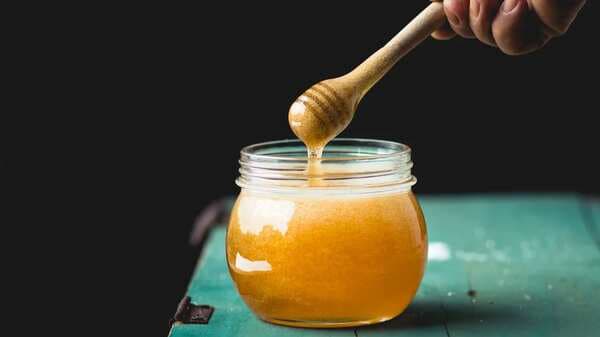 Add Sweetness To Your Breakfast With These Delicious Honey Based Options