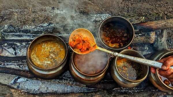 Shaitan Wazwan: A Traditional Kashmiri Feast By ‘Devil’ Chefs 