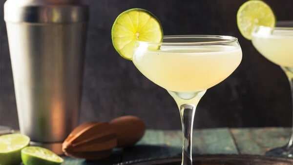 Daiquiri: A Classic Rum Cocktail For Your Next Party 