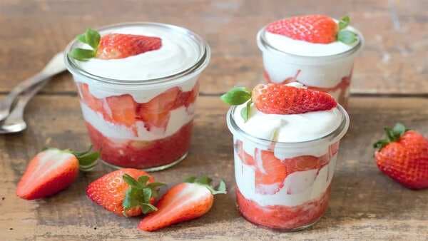 Where To Find The Best Strawberry Cream In Mahabaleshwar