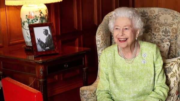 Lemon Trifle, Chicken And More: Queen Elizabeth’s Platinum Jubilee Menu Is A Lavish Affair