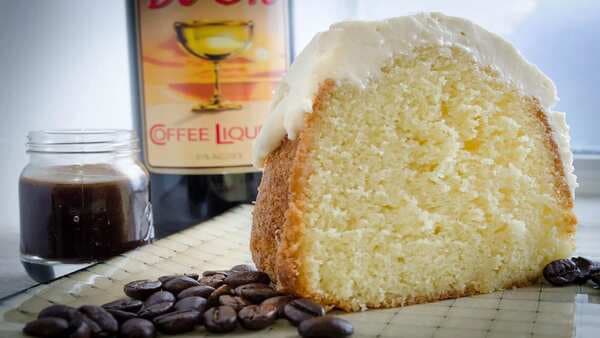 Pound Cake: Do You Know How This Classic Cake Was Named? 