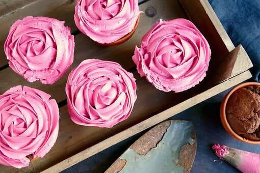Valentine’s Week: This Rose Day, Impress Your Partner With 5 Rose-Flavoured Desserts