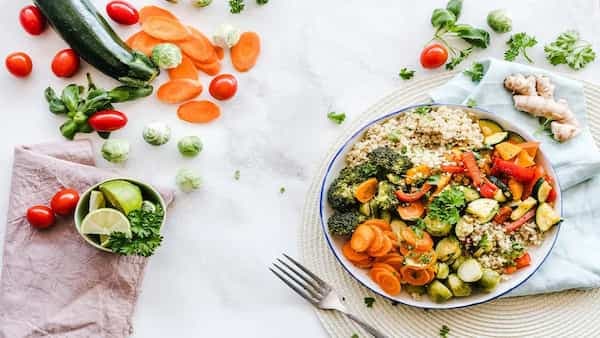 4 Amazing Reasons Why A Plant-Based Diet Is Healthy For You?