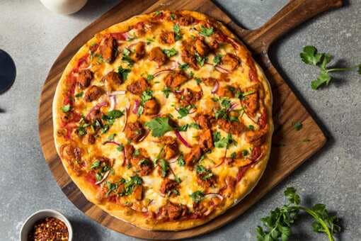 Chicken Tikka Pizza: An Indian 'Tadka' To Remember