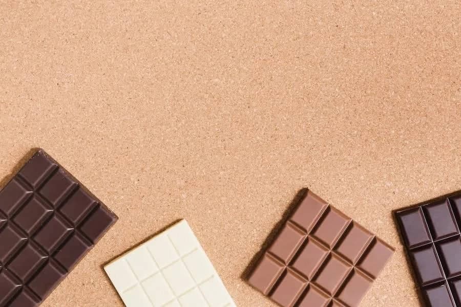 Dark Chocolate Vs Milk Chocolate- The Never-Ending War 