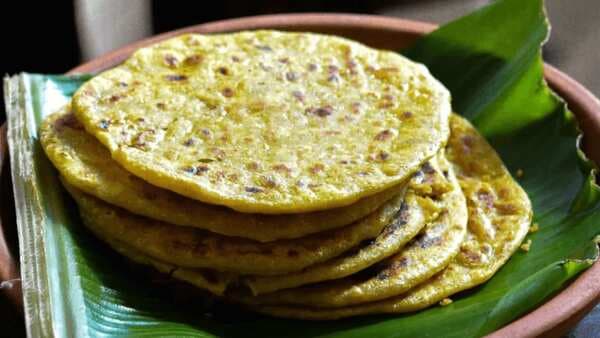 From Appam To Obbattu: 8 Pancakes From Around India