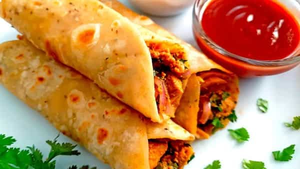 Try This Easy Chicken Kathi Roll Recipe At Home