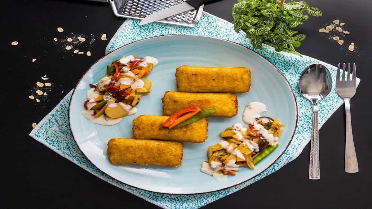 Try This Paneer Bread Pakoda Today To Enjoy Monsoon In All Its Glory