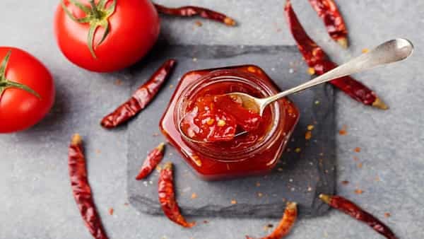 Tomato And Onion Chutney: Tangy And Spicy 